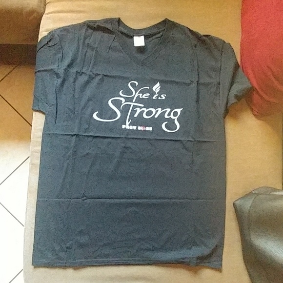 T shirt Brand new - Picture 3 of 3